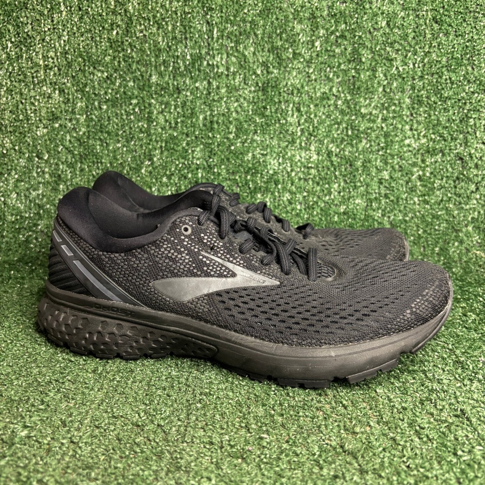 Brooks Ghost 11 Running Cushioned Breathable Triple Black Sneakers Mens Size 10
